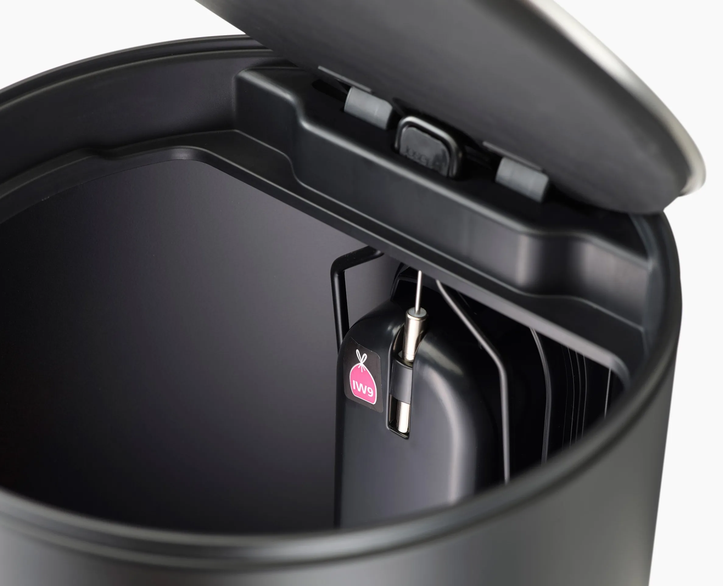Arc™ 10L Easy-push Matt Black Pedal Trash Can Starter Set
