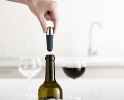 BarWise™ Twist-lock Wine Stoppers