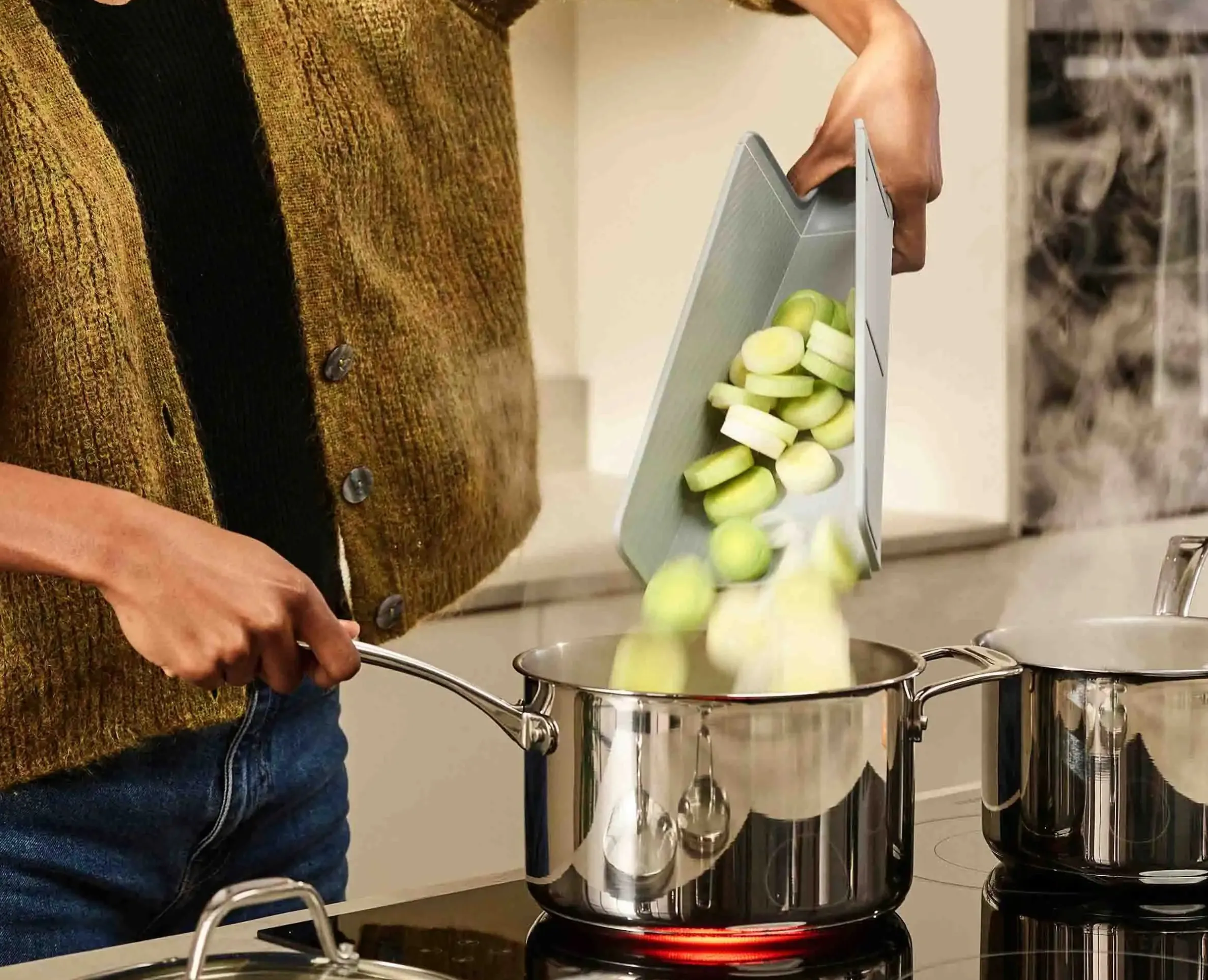 Chop2Pot™ Plus Folding Blue Cutting Board