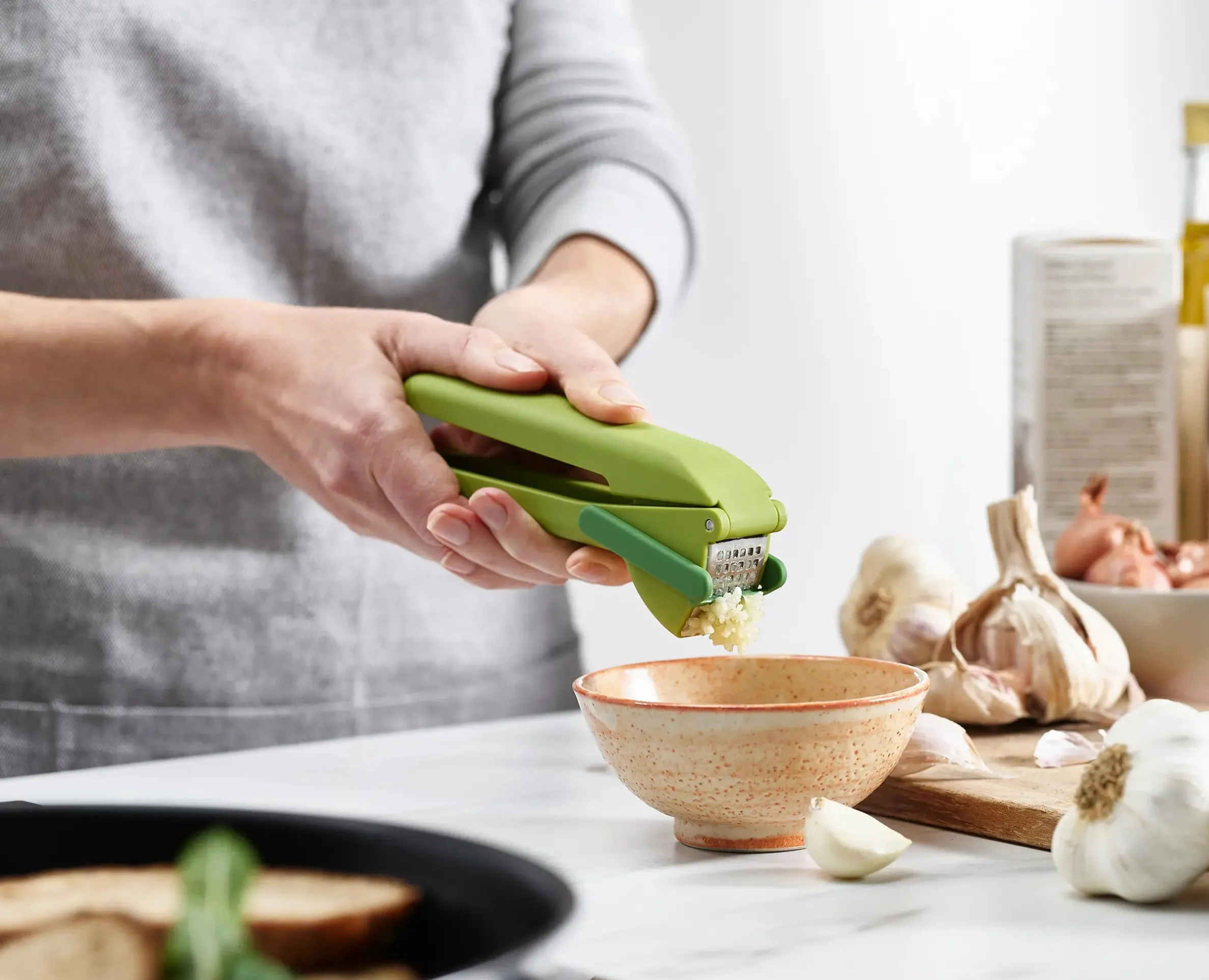 CleanForce™ Green Garlic Press