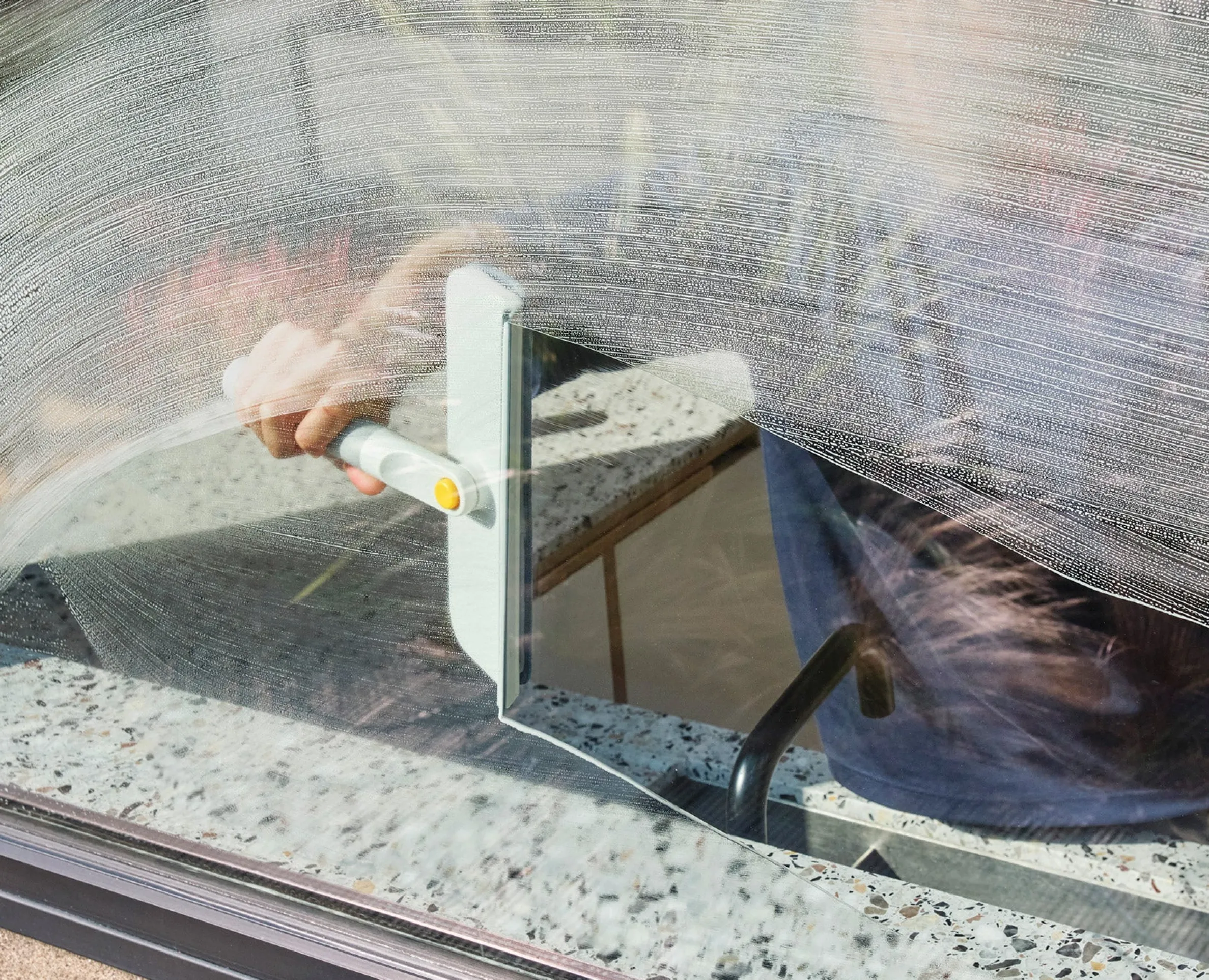 CleanTech™ 2-in-1 Glass Cleaning Tool
