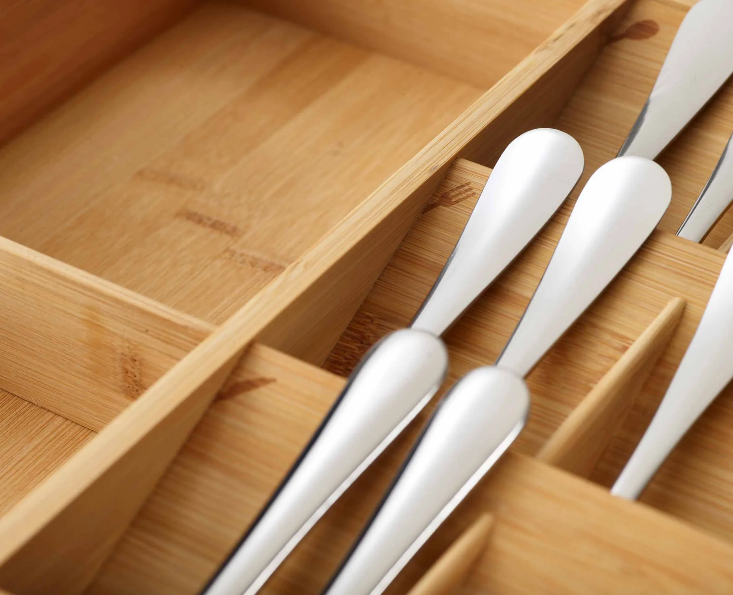 DrawerStore™ Bamboo Expanding Cutlery, Utensil & Gadgets Organizer