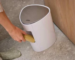 EasyStore™ 5L Gloss White Bathroom Trash Can Starter Set
