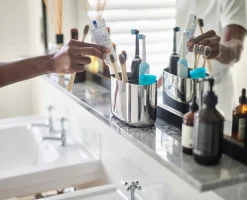 EasyStore™ Luxe Large Stainless-steel Toothbrush Caddy