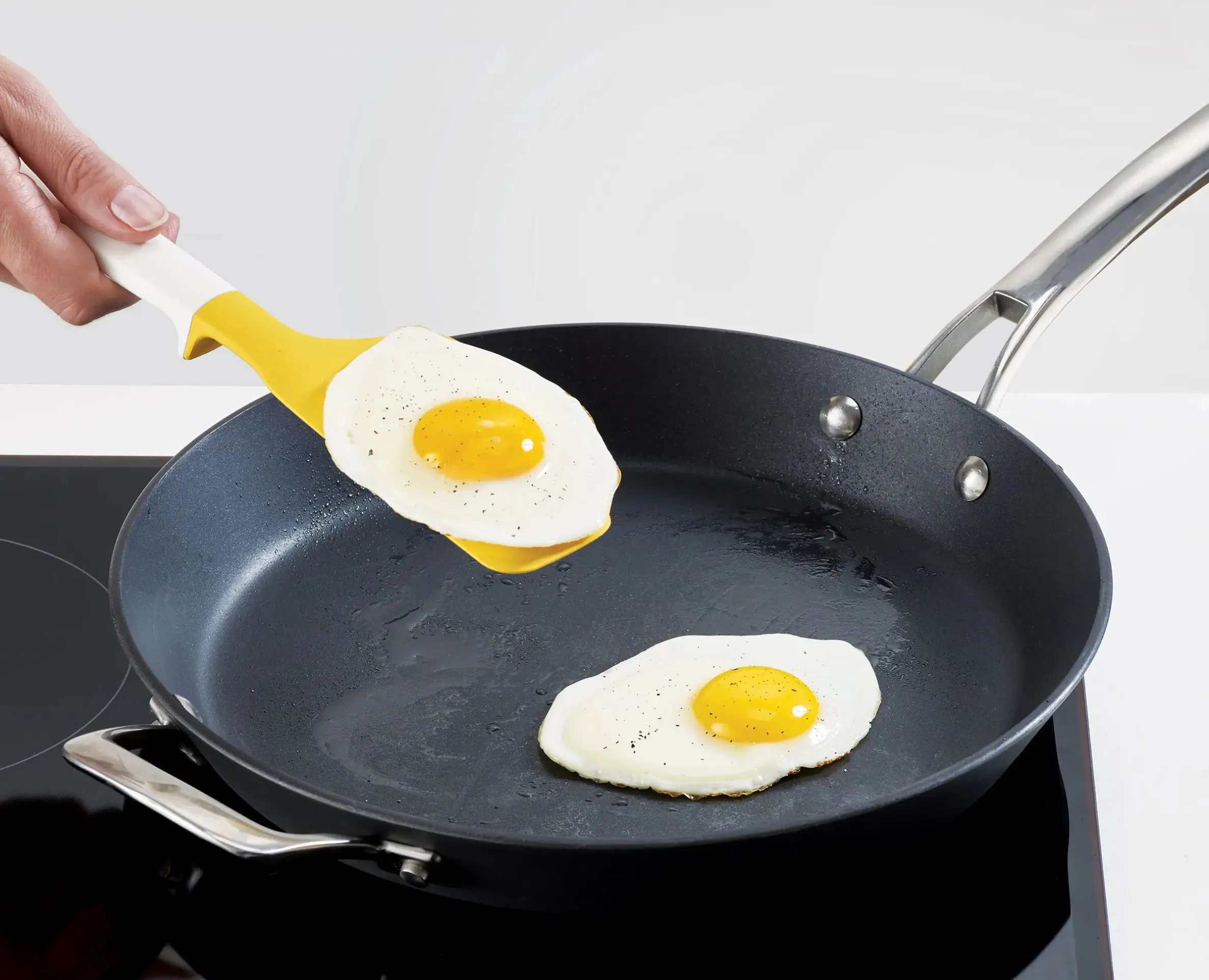 Elevate™ Yellow Egg Spatula