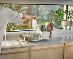 Extend™ Steel Expandable Stone Dish Rack