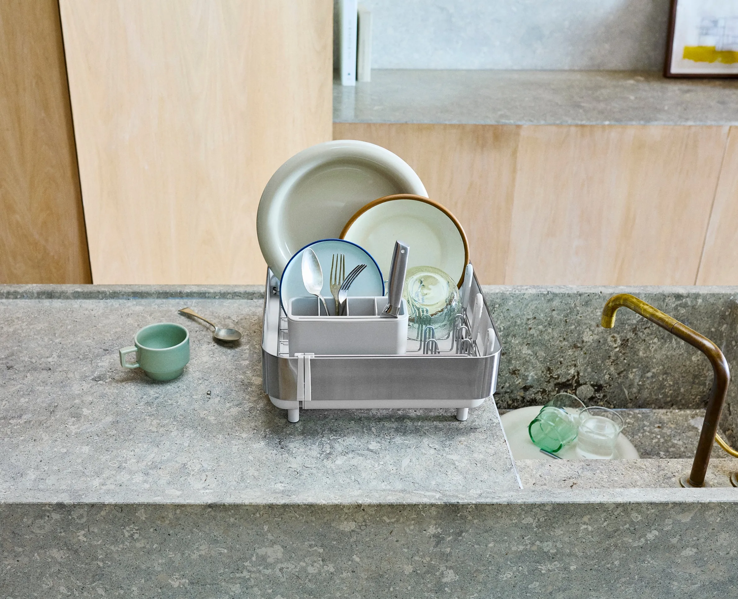 Extend™ Steel Plus Expandable Stone Dish Drainer with Wine Glass Rack