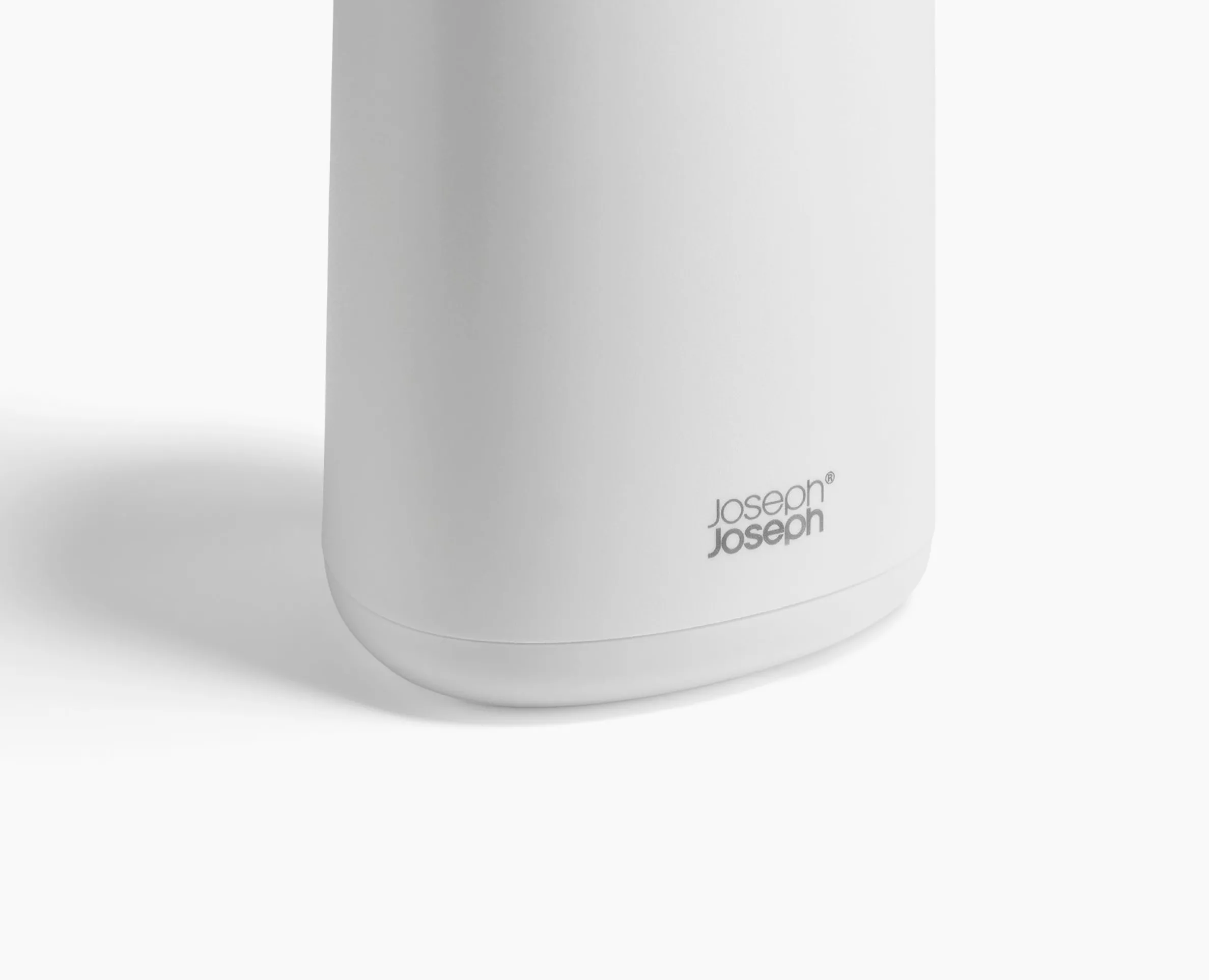 Flex™ 360 Lite Pack of 2 Matt White Toilet Brushes