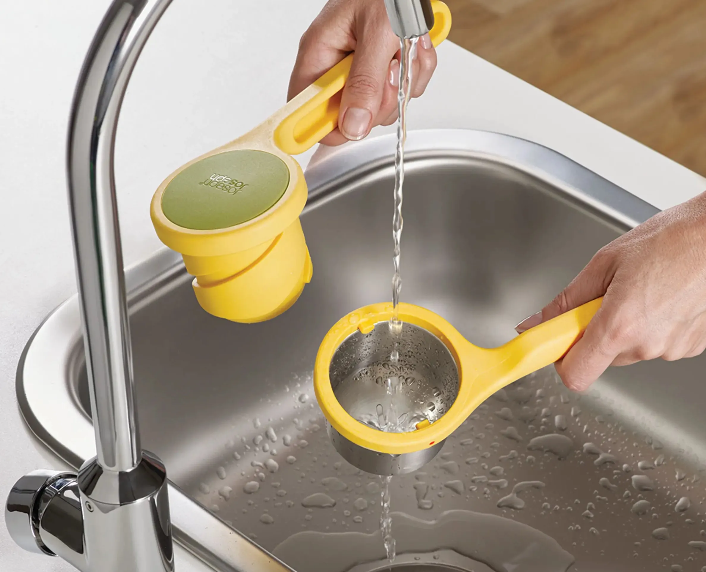Helix Yellow Citrus Juicer