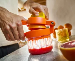 JuiceMax™ Plus Dual-Action Orange Citrus Press with Measuring Cup