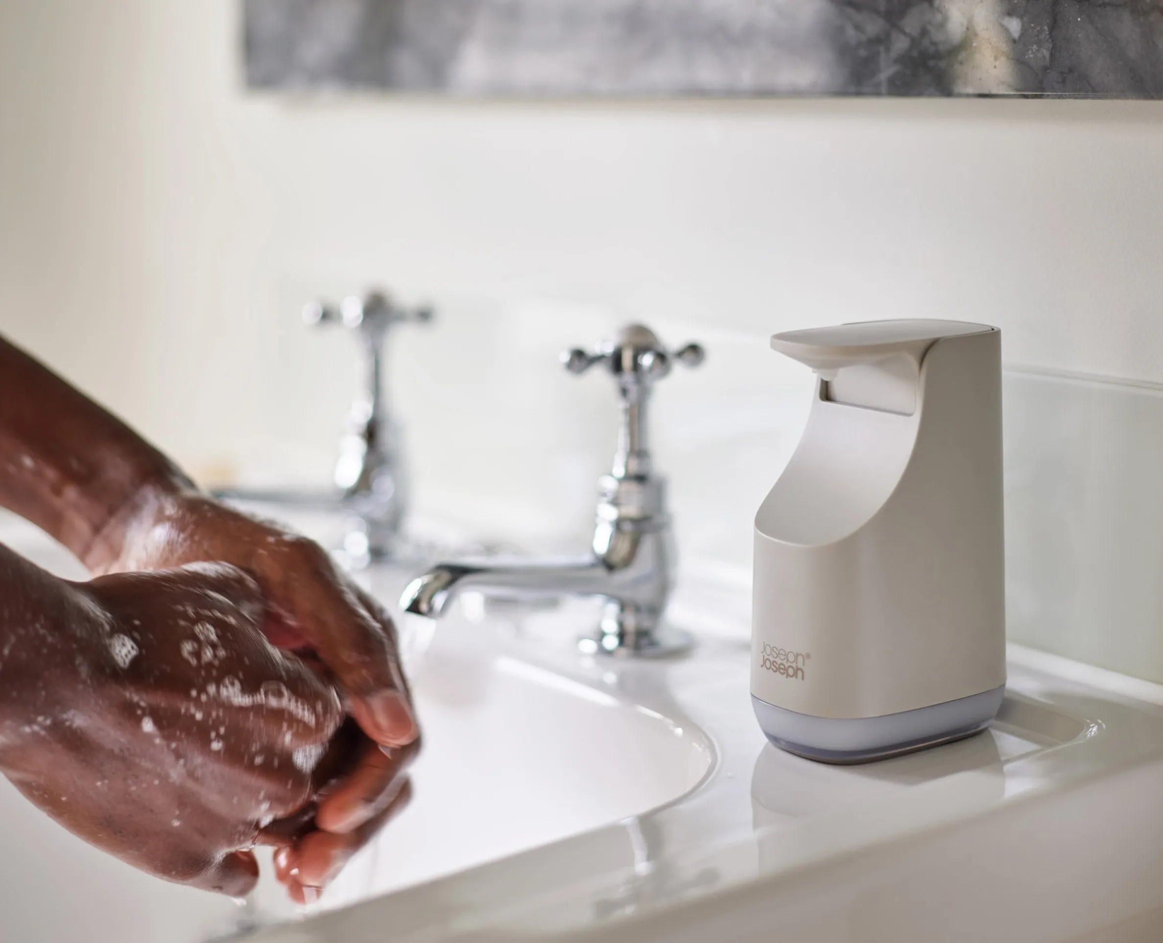 Matt Ecru Bathroom Set