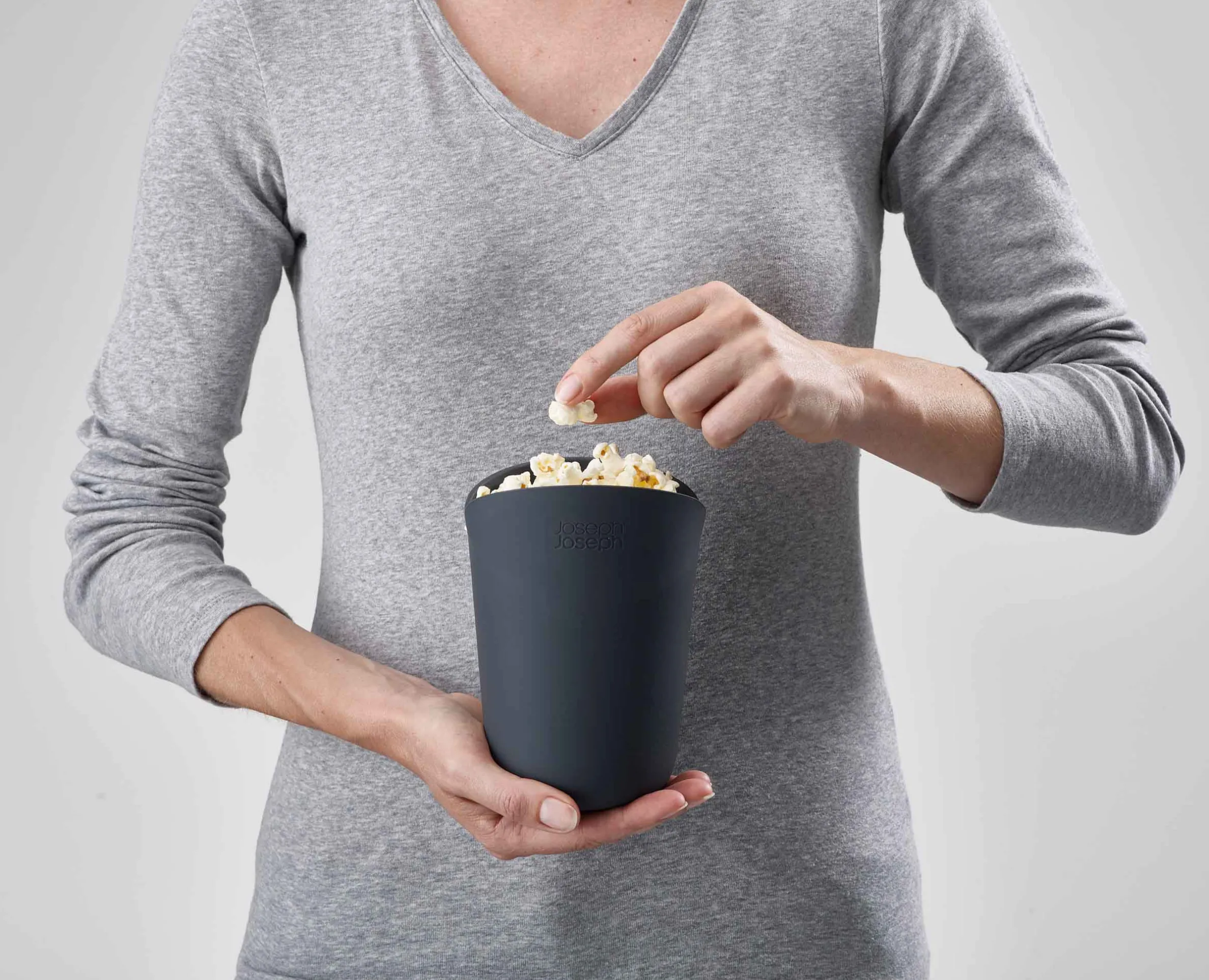 M-Cuisine™ 2-piece Orange Popcorn Maker Set