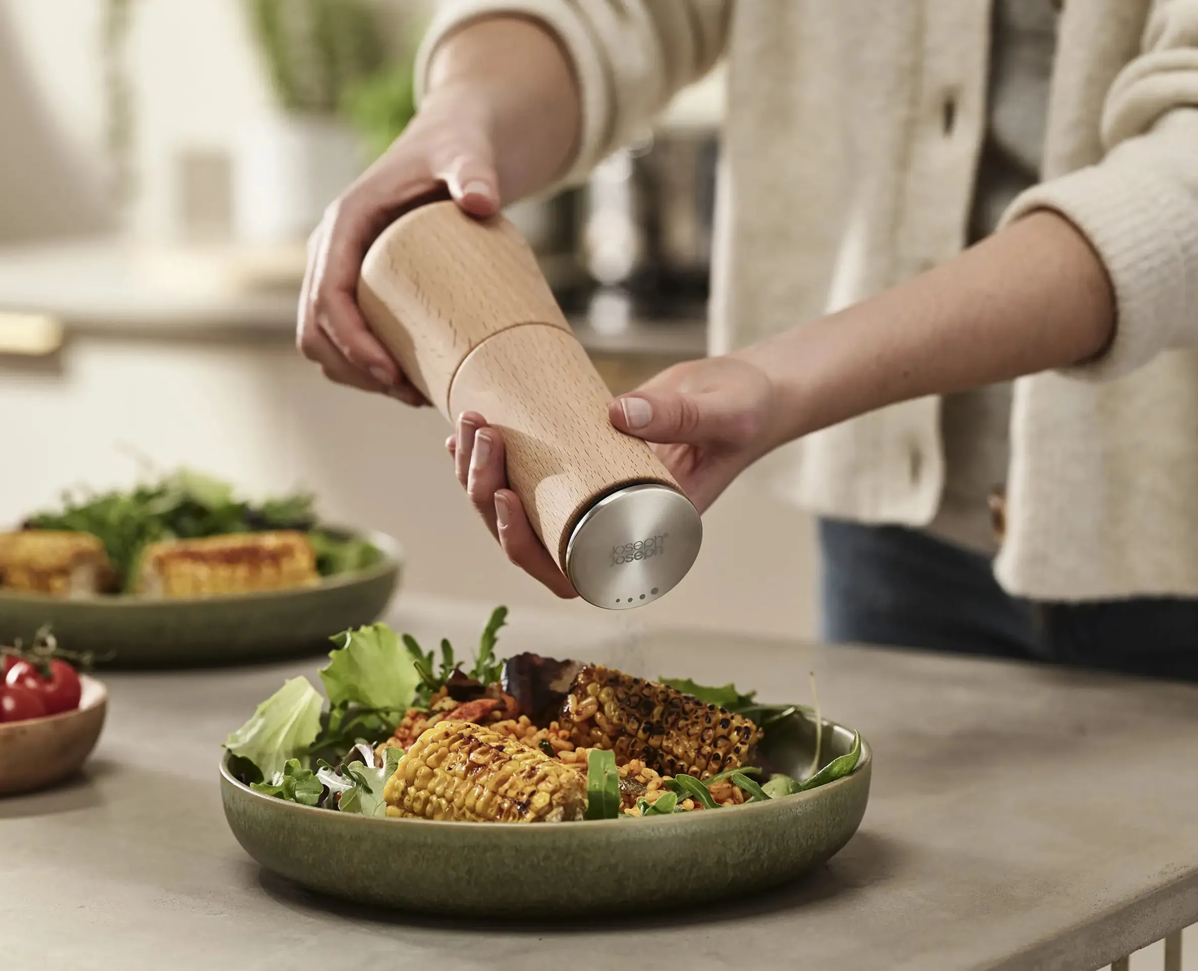 Milltop™ Wood Pepper Mill