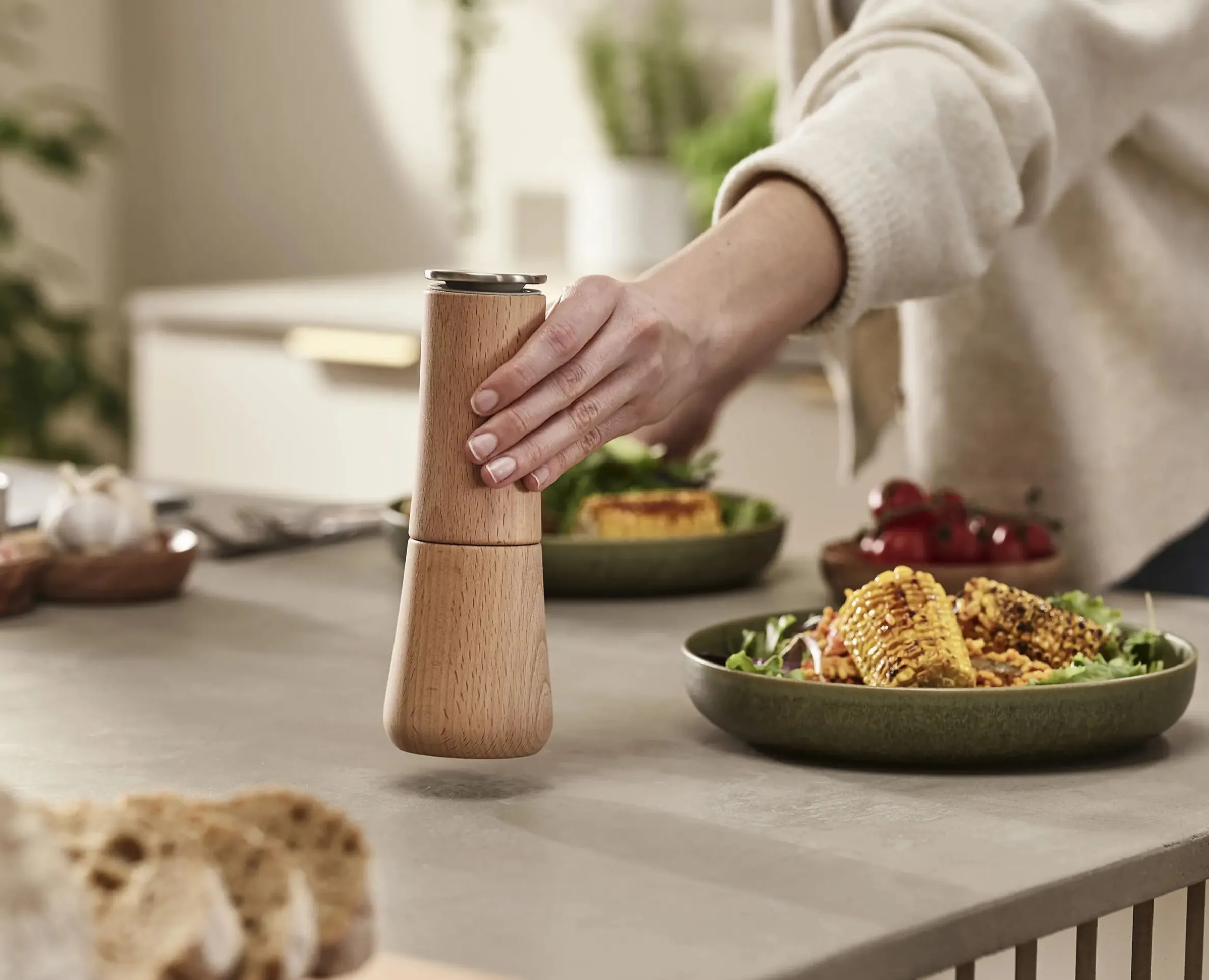 Milltop™ Wood Salt Mill