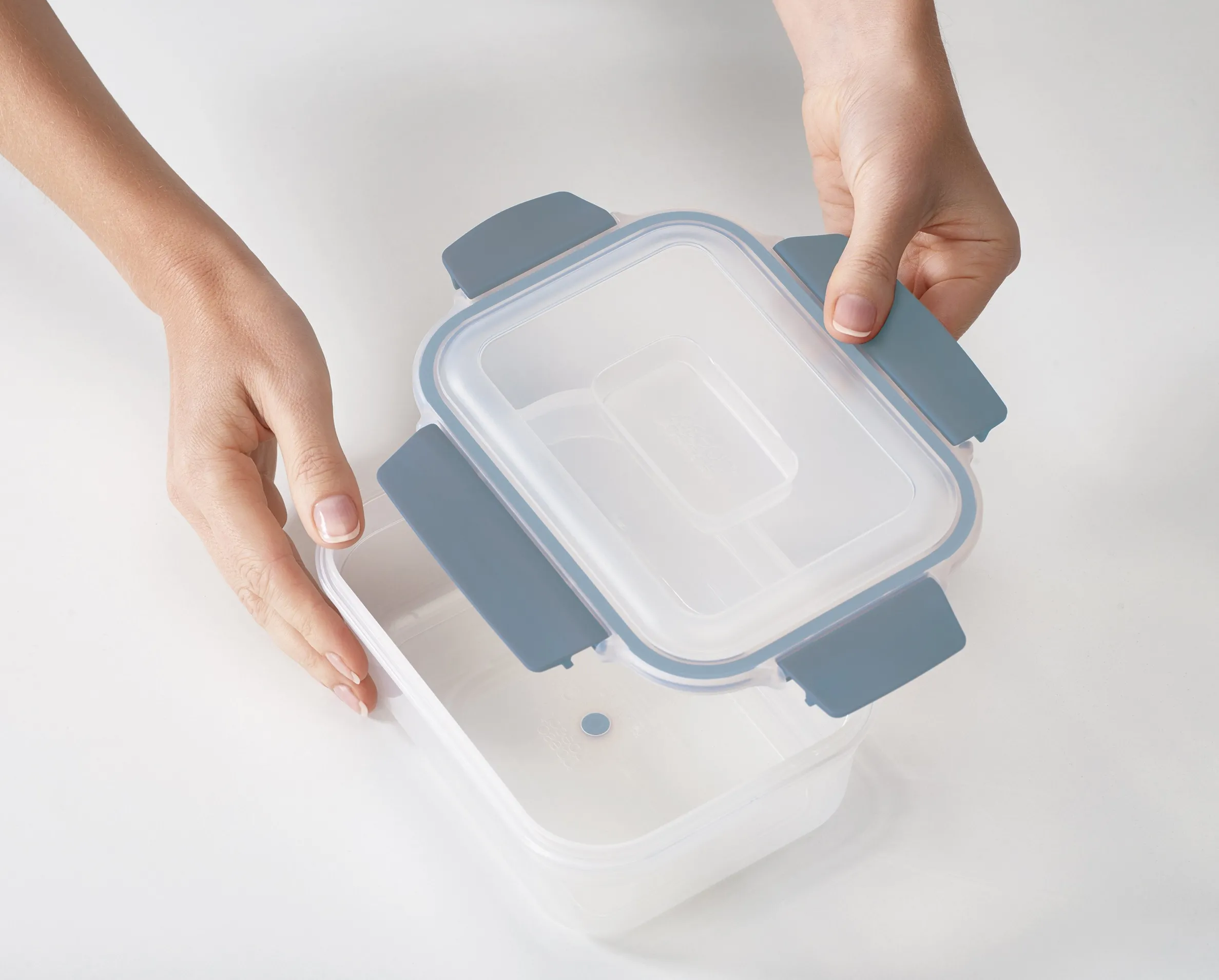 Nest™ Lock 10-piece Blue Food Container Set - Editions
