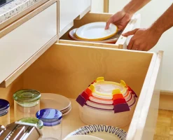 Nest™ Lock 8-Piece Multicolor Round Food Container Set