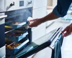 6-piece Nest™ Non-stick Baking Tray Set