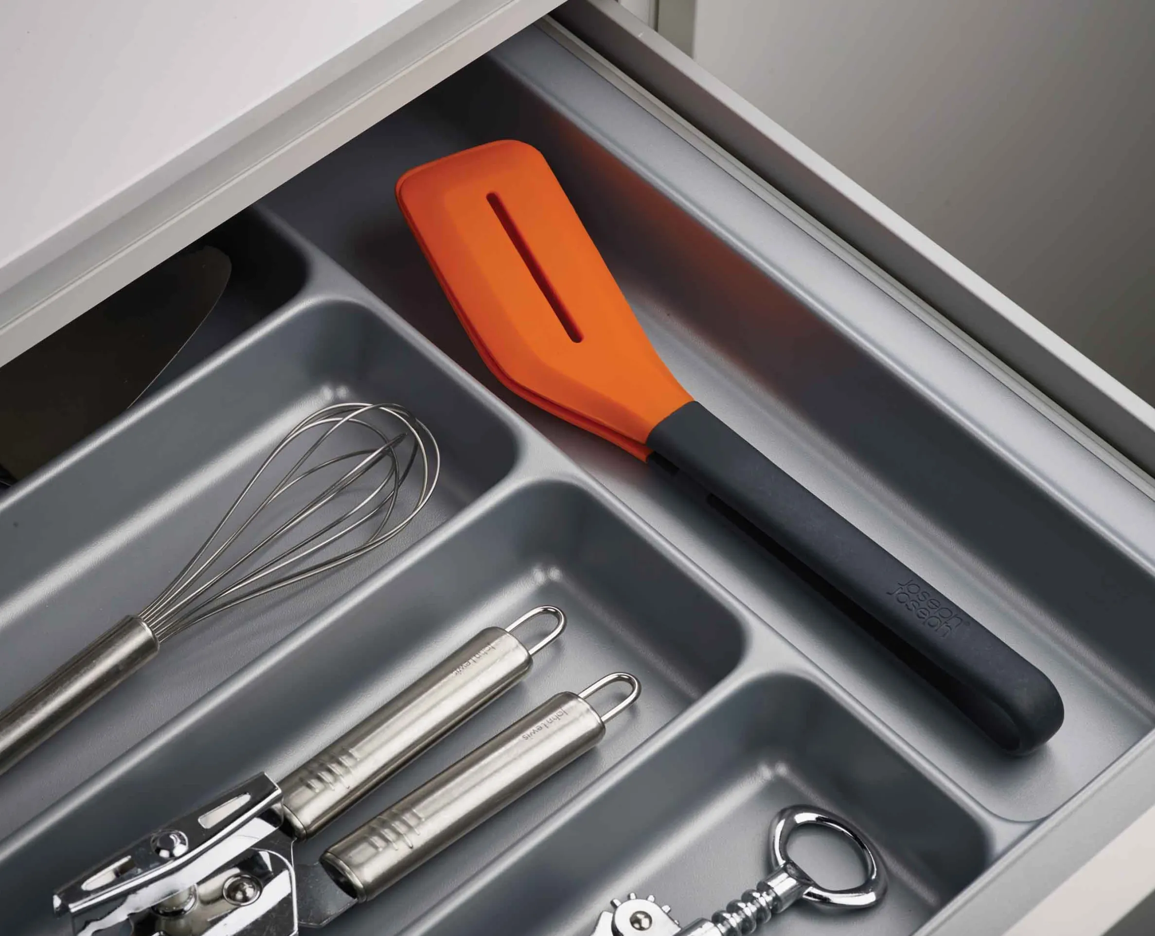 Turner Tongs