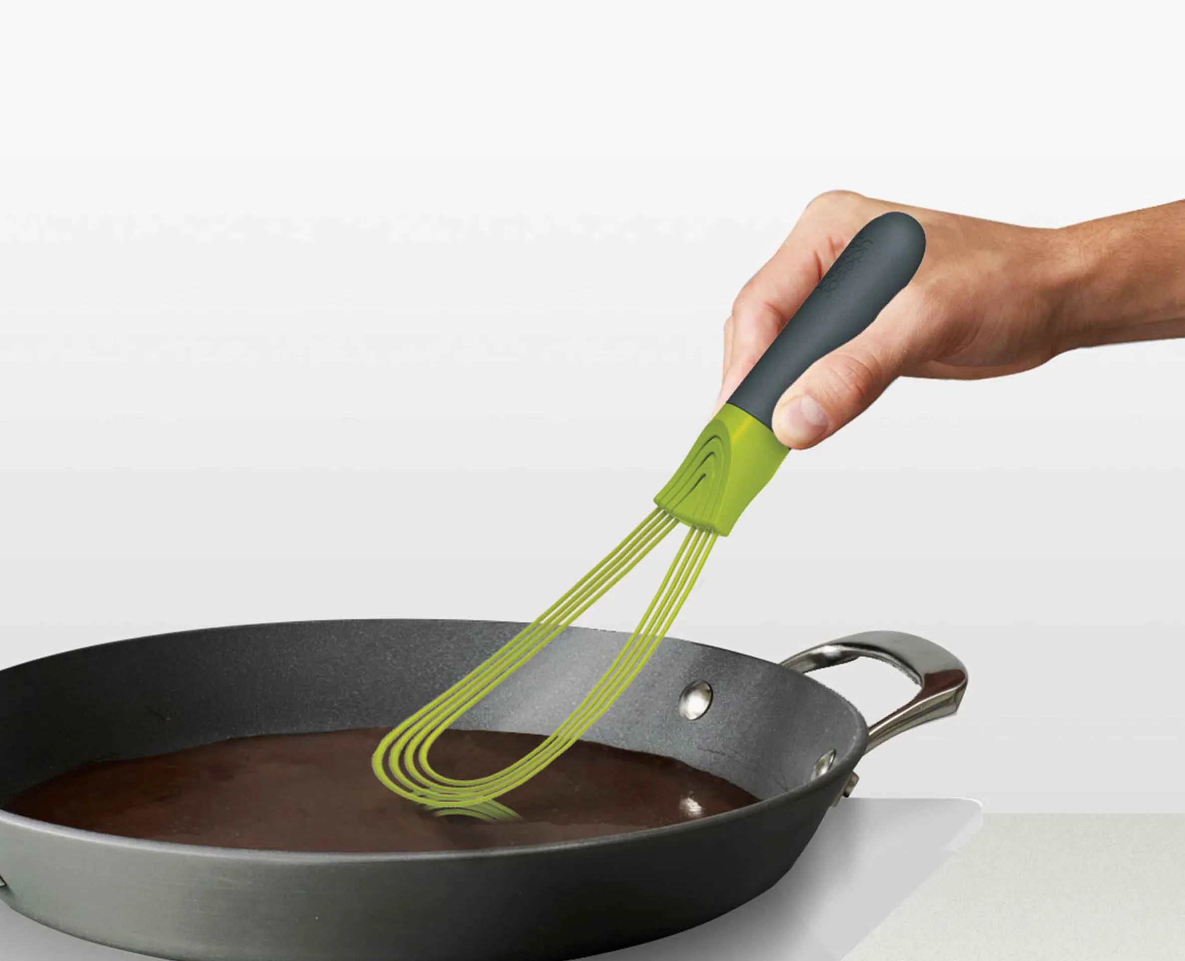 Twist™ 2-in-1 Green Whisk