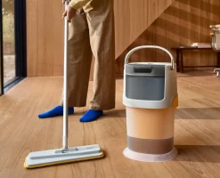 UltraClean Microfiber Floor Mop Cleaning System with Replacement Pads